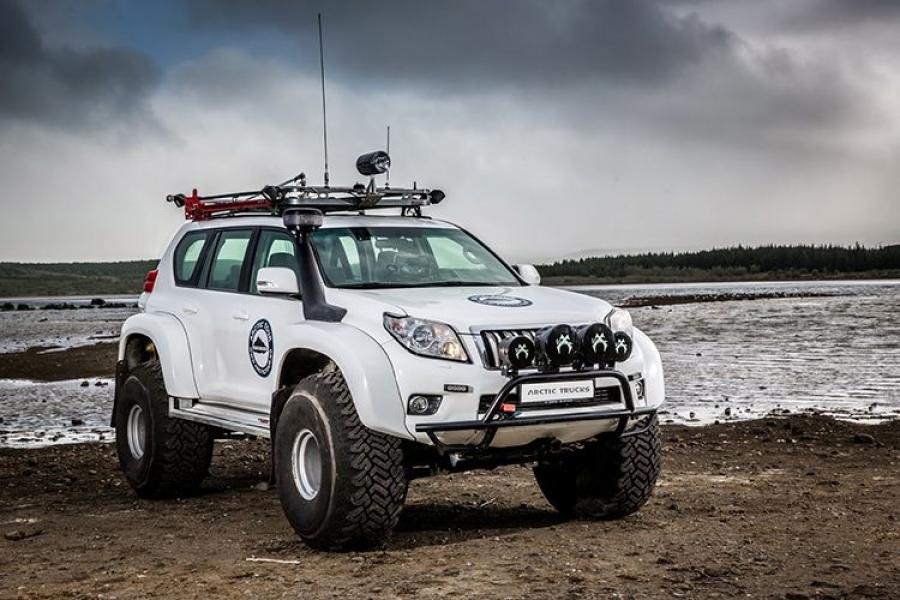  Toyota Land Cruiser Prado AT44 by Arctic Trucks (KDJ150W) 2009 года  (фото 1 из 2)